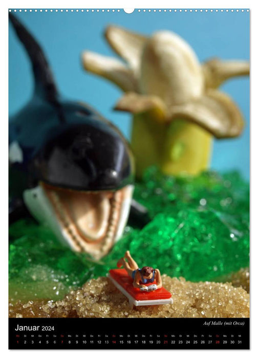 Komm ins Bad, Schatz! Miniatur-Stillleben mit Modellbaufiguren (CALVENDO Premium Wandkalender 2024)