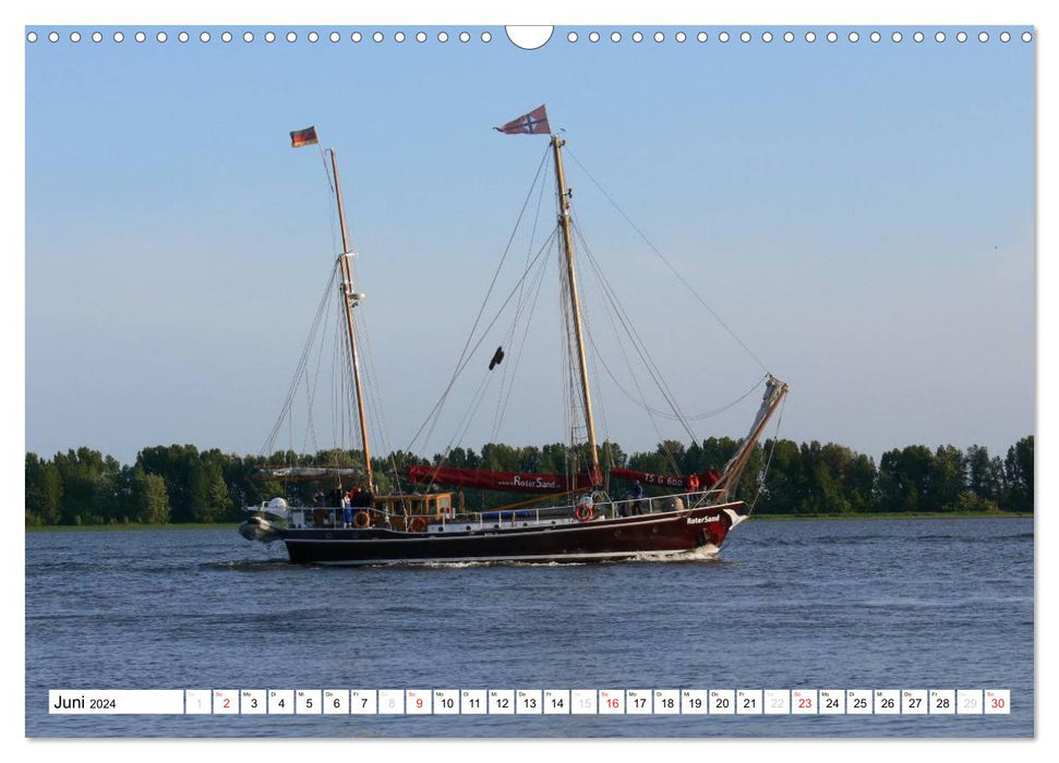 Schiffe - Zwischen Hamburg und Wedel (CALVENDO Wandkalender 2024)