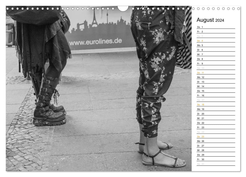 Berliner Straßenfotografie / Geburtstagskalender (CALVENDO Wandkalender 2024)