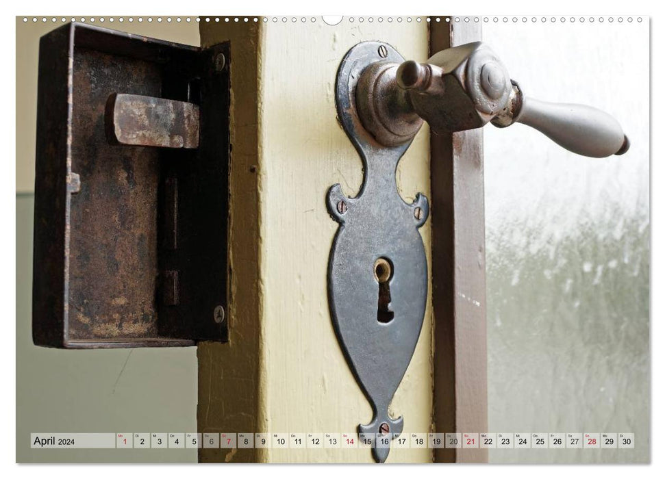 Nostalgic charm of old castles and doors (CALVENDO Premium Wall Calendar 2024) 