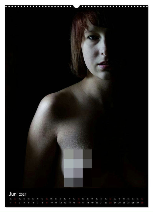 Naked in the Dark / 2024 (CALVENDO Wall Calendar 2024) 