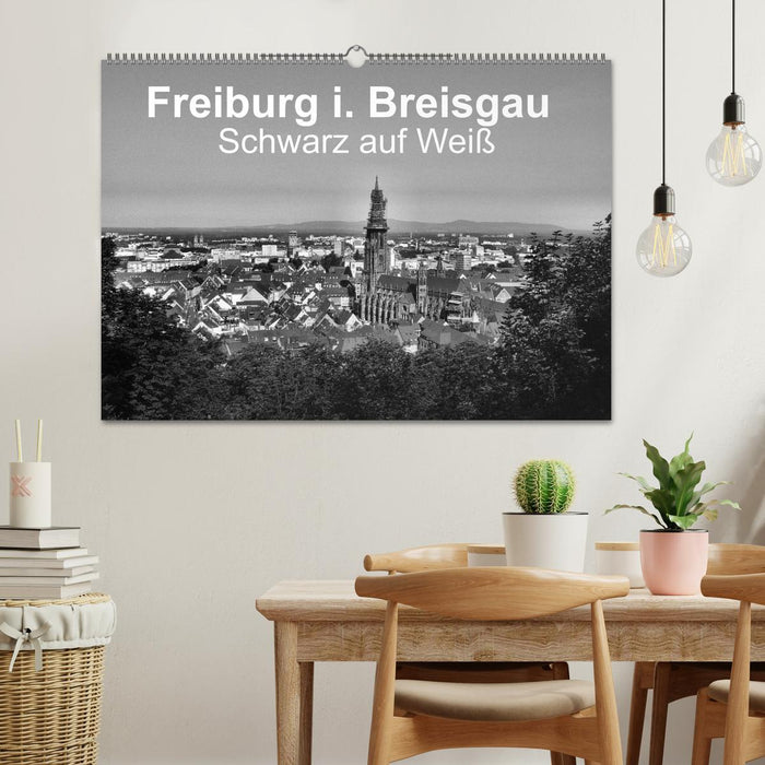 Freiburg i. Breisgau Black on White (CALVENDO Wall Calendar 2024) 