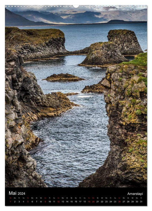 Island - Landschaften vom Wasser geprägt (CALVENDO Premium Wandkalender 2024)