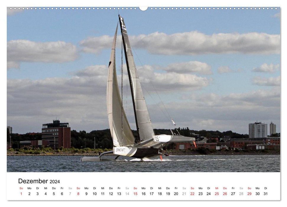 Gigantic sailing trimarans (CALVENDO wall calendar 2024) 