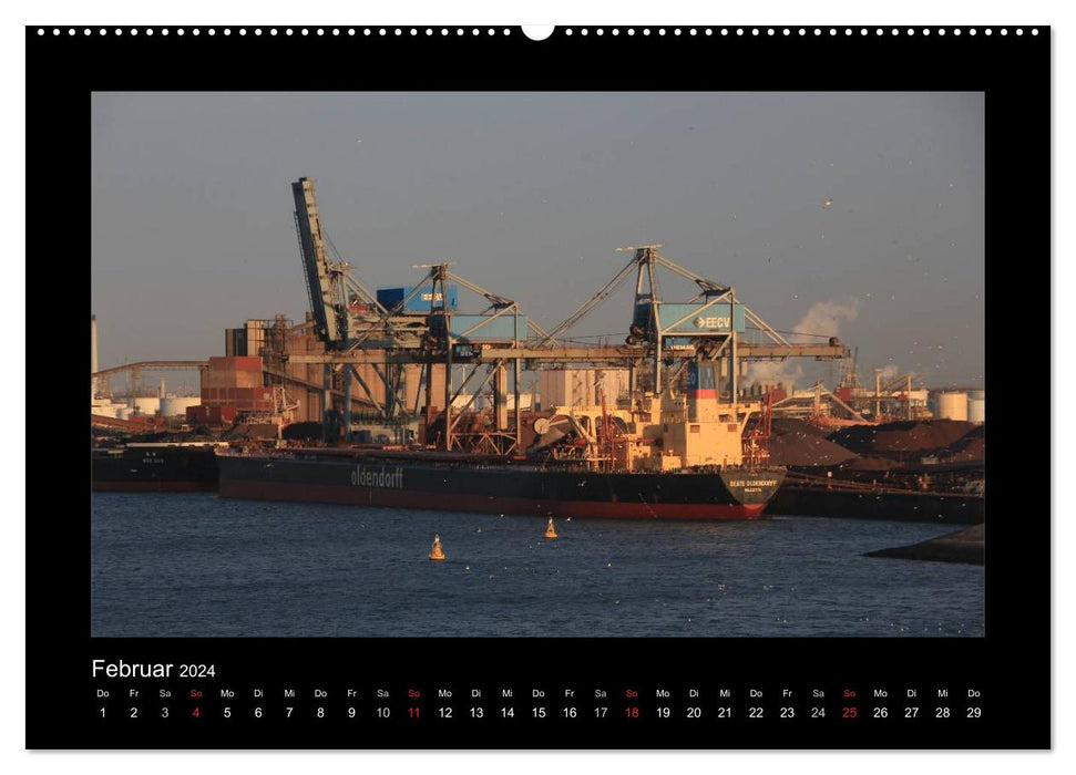 Cargo ships - from coast to coast - (CALVENDO wall calendar 2024) 