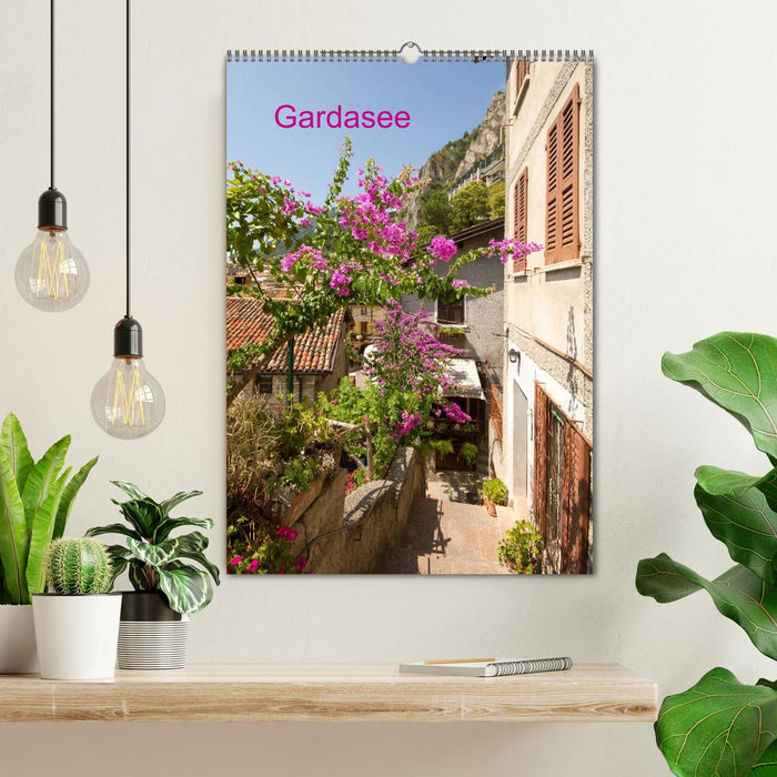 Lake Garda / CH version (CALVENDO wall calendar 2024) 