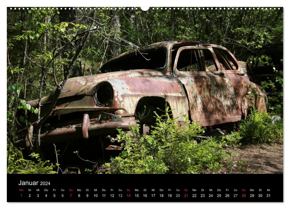 Scrap cars in Kyrkö Mosse (CALVENDO Premium Wall Calendar 2024) 
