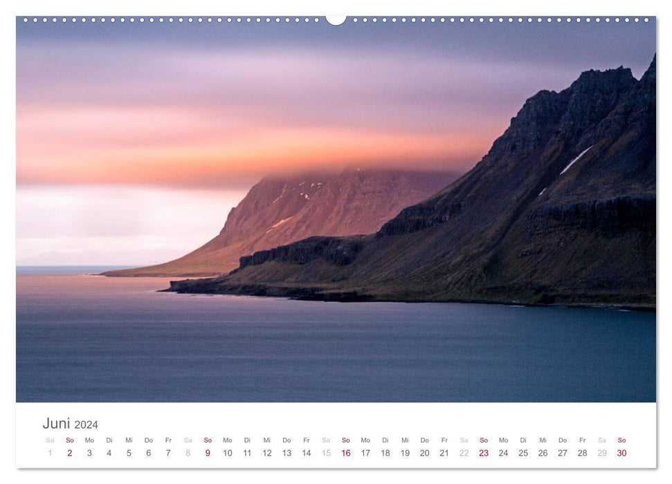 Island – Insel im magischen Licht (CALVENDO Wandkalender 2024)