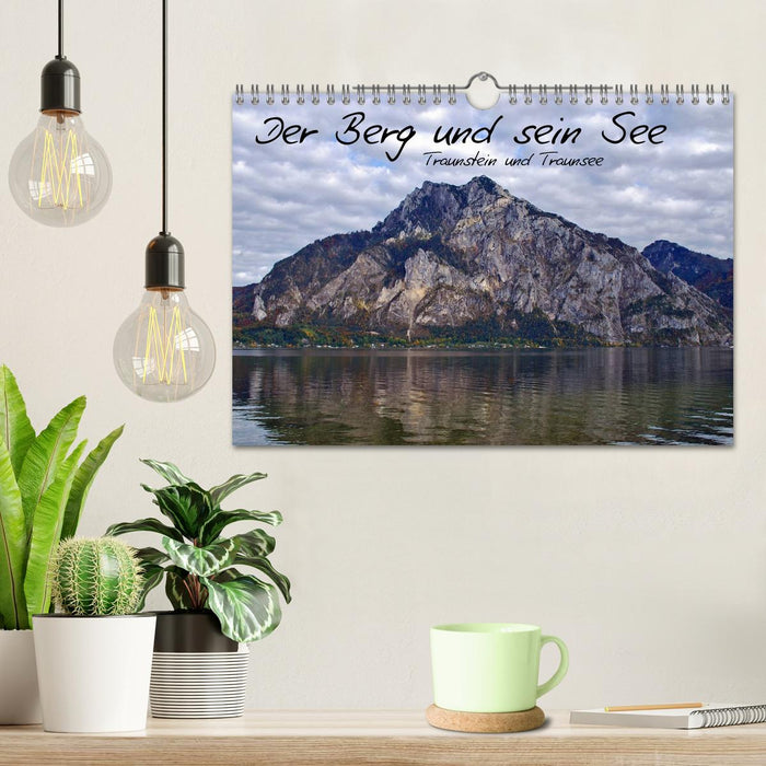 Der Berg und sein See (CALVENDO Wandkalender 2024)
