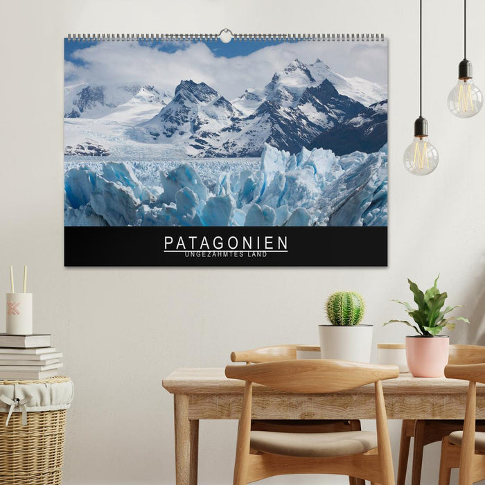 Patagonie – Terre sauvage (Calendrier mural CALVENDO 2024) 