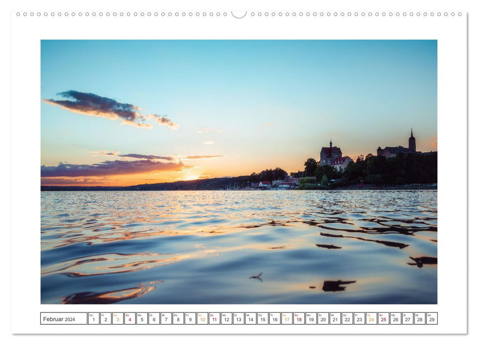 Castles and palaces (CALVENDO Premium Wall Calendar 2024) 