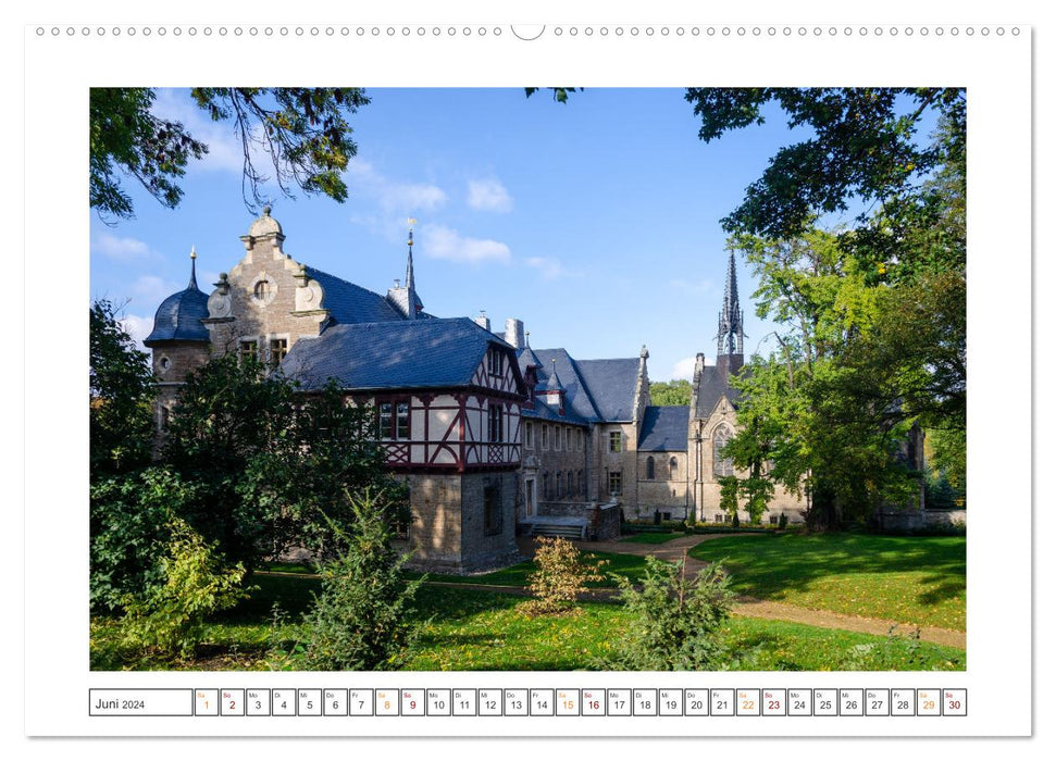 Castles and palaces (CALVENDO Premium Wall Calendar 2024) 
