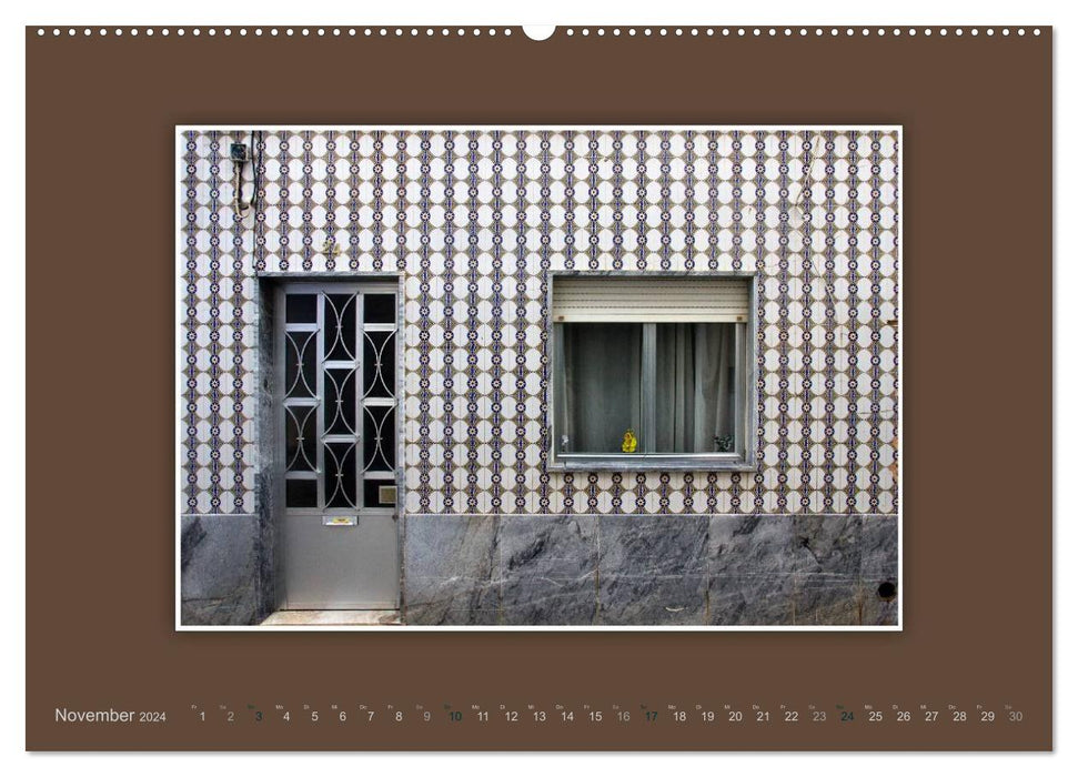 Azulejo facades in Portugal (CALVENDO wall calendar 2024) 