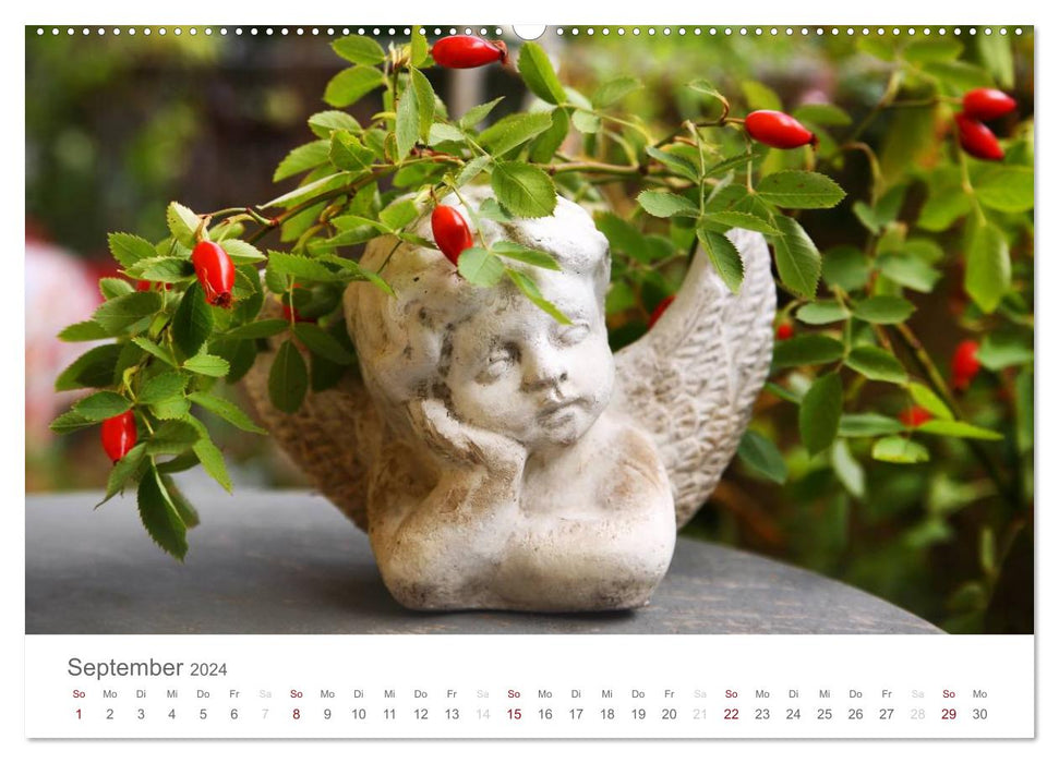 Angels in the house and garden (CALVENDO Premium Wall Calendar 2024) 