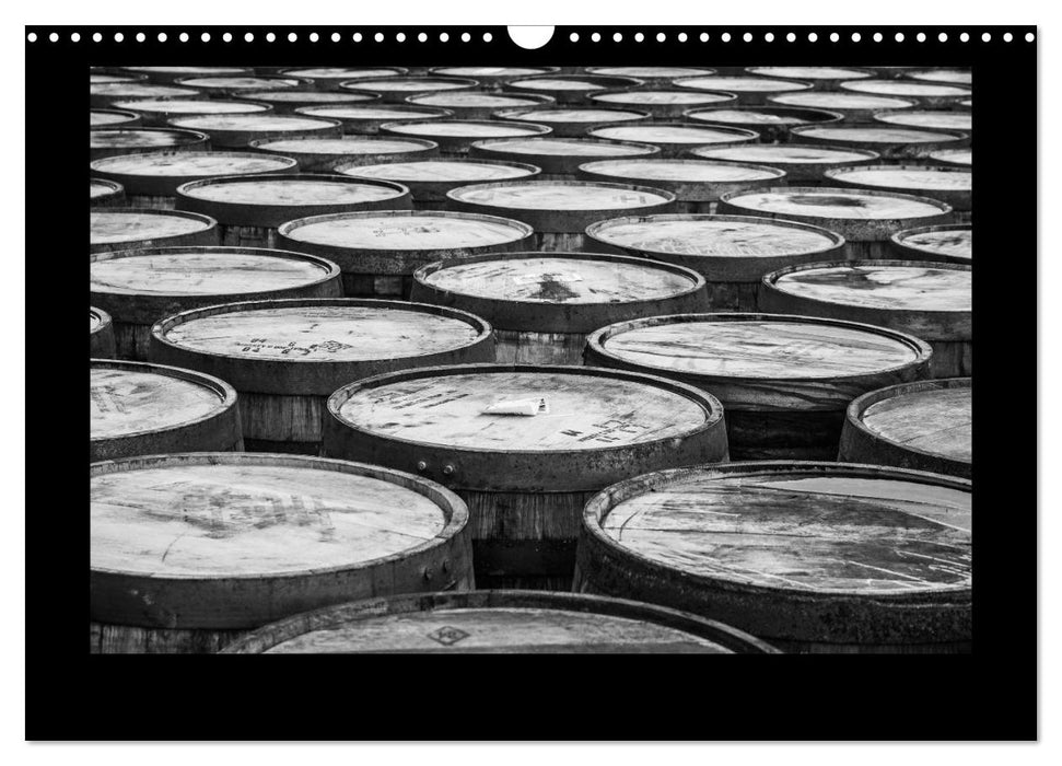 Schottischer Whisky / CH-Version (CALVENDO Wandkalender 2024)