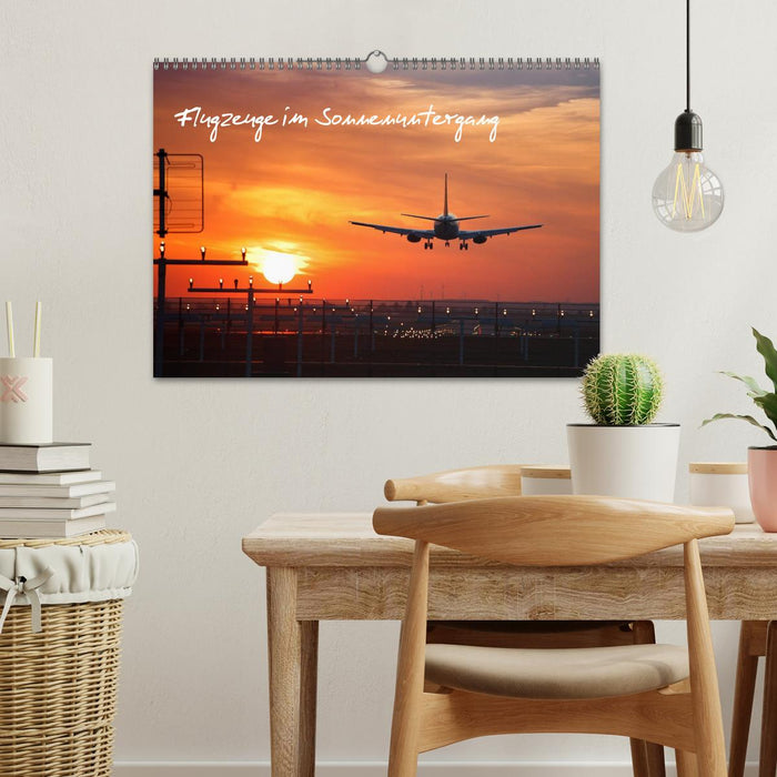 Avions au coucher du soleil (Calendrier mural CALVENDO 2024) 