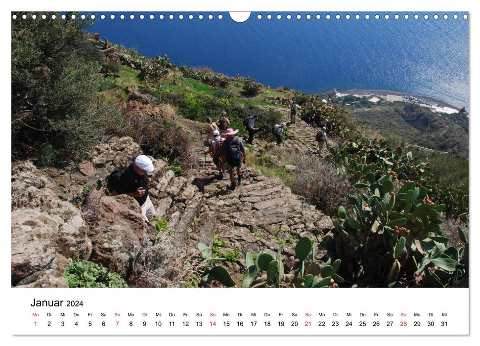 Die Liparischen Inseln (CALVENDO Wandkalender 2024)