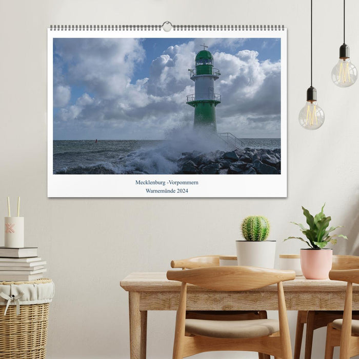 Warnemünde and its lighthouses (CALVENDO wall calendar 2024) 