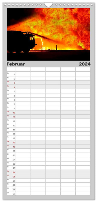 Feuerwehr - mein Kalender (CALVENDO Familienplaner 2024)