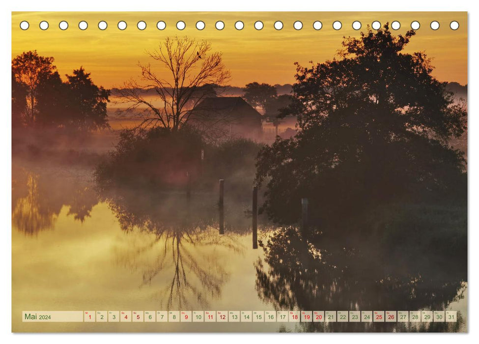 Morgenglühen & Nebelschimmer (CALVENDO Wandkalender 2024)