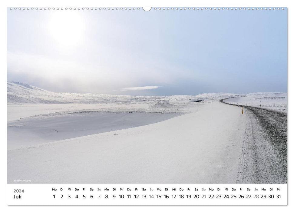 Winterreise Island (CALVENDO Premium Wandkalender 2024)