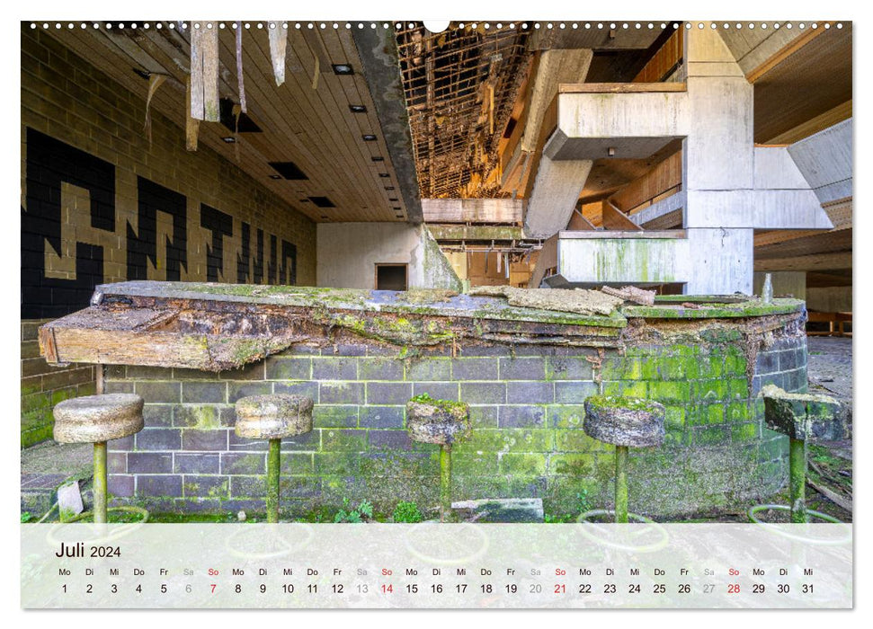 Lieux perdus - abandonnés et oubliés (Calvendo Premium Wall Calendar 2024) 
