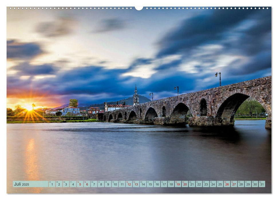 Von Porto bis an die Algarve (CALVENDO Premium Wandkalender 2025)