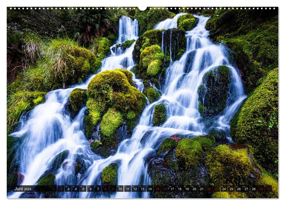 Le nord de la Nouvelle-Zélande : volcans, cascades et plages impressionnantes (Calendrier mural CALVENDO Premium 2024) 