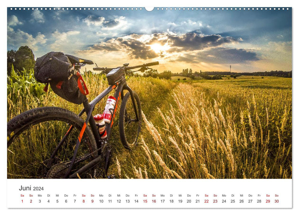 Randonnées à vélo - Parce que le vélo est la plus belle chose. (Calendrier mural CALVENDO Premium 2024) 
