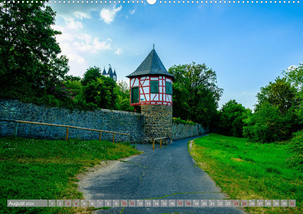 A look at Hanau-Steinheim (CALVENDO Premium Wall Calendar 2024) 