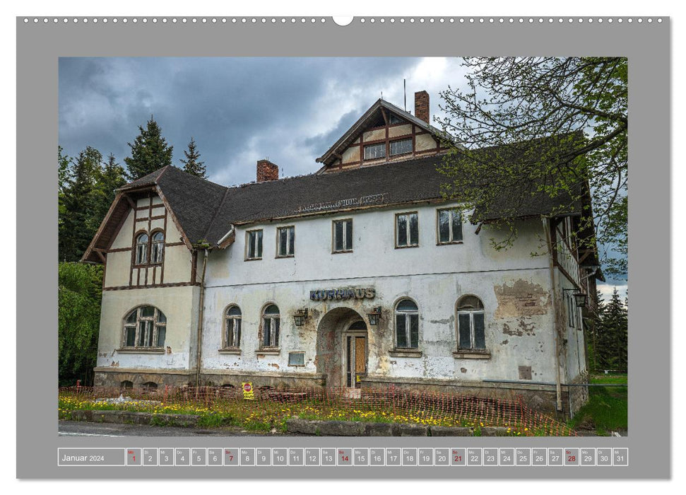 Abandonné - Oublié - Enchanté (Calendrier mural CALVENDO Premium 2024) 