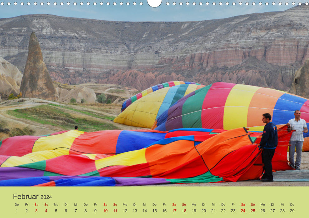 Balloon ride in Cappadocia (CALVENDO wall calendar 2024) 