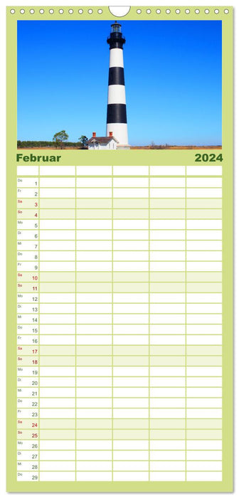 Leuchttürme - Wegweisend durch das Jahr (CALVENDO Familienplaner 2024)