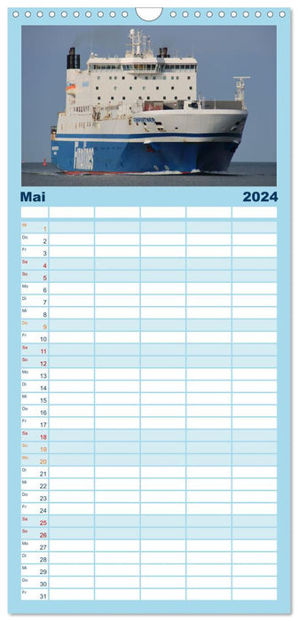 Shipspotting Travemünde (CALVENDO Familienplaner 2024)
