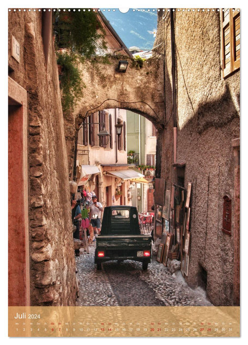 Dreamy alleys on Lake Garda (CALVENDO Premium Wall Calendar 2024) 