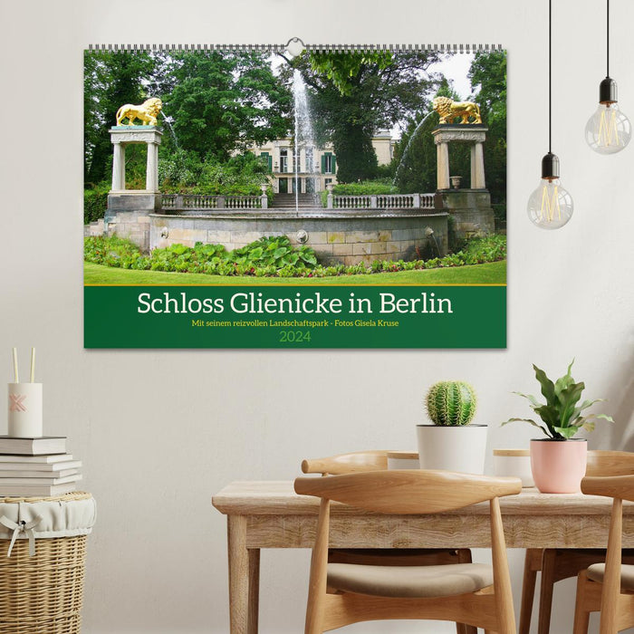 Schloss Glienicke in Berlin - Mit seinem reizvollen Landschaftspark (CALVENDO Wandkalender 2024)