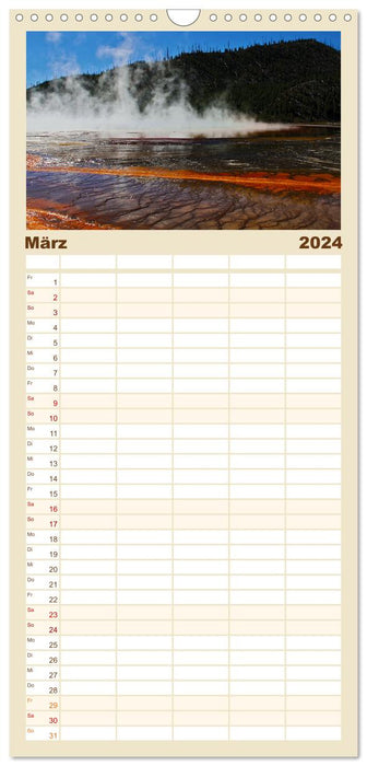 Dans le jeu des couleurs de Yellowstone Natl. Parc (Agenda familial CALVENDO 2024) 