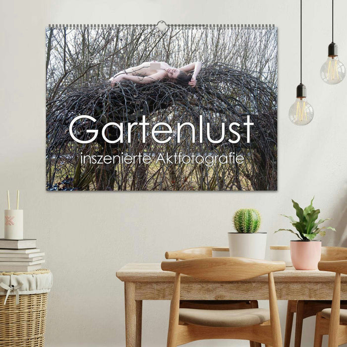 Gartenlust - inszenierte Aktfotografie (CALVENDO Wandkalender 2024)