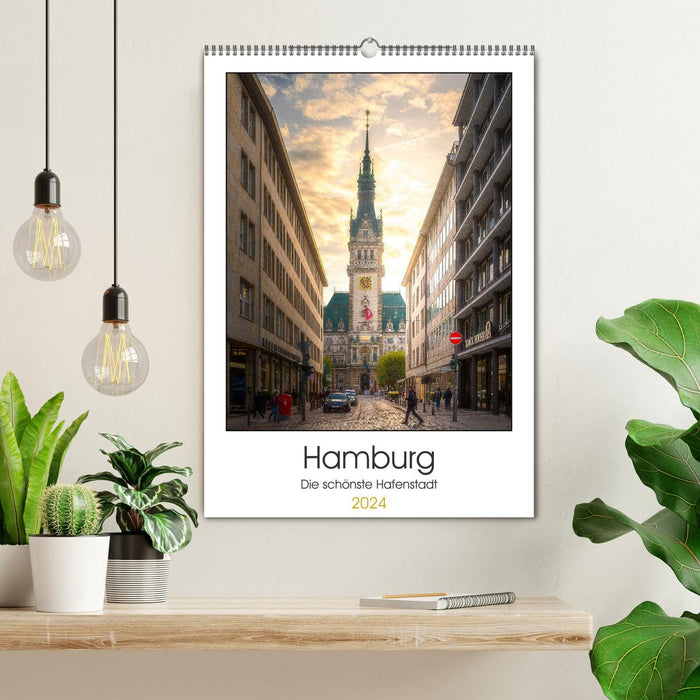 Hamburg - Die schönste Hafenstadt (CALVENDO Wandkalender 2024)