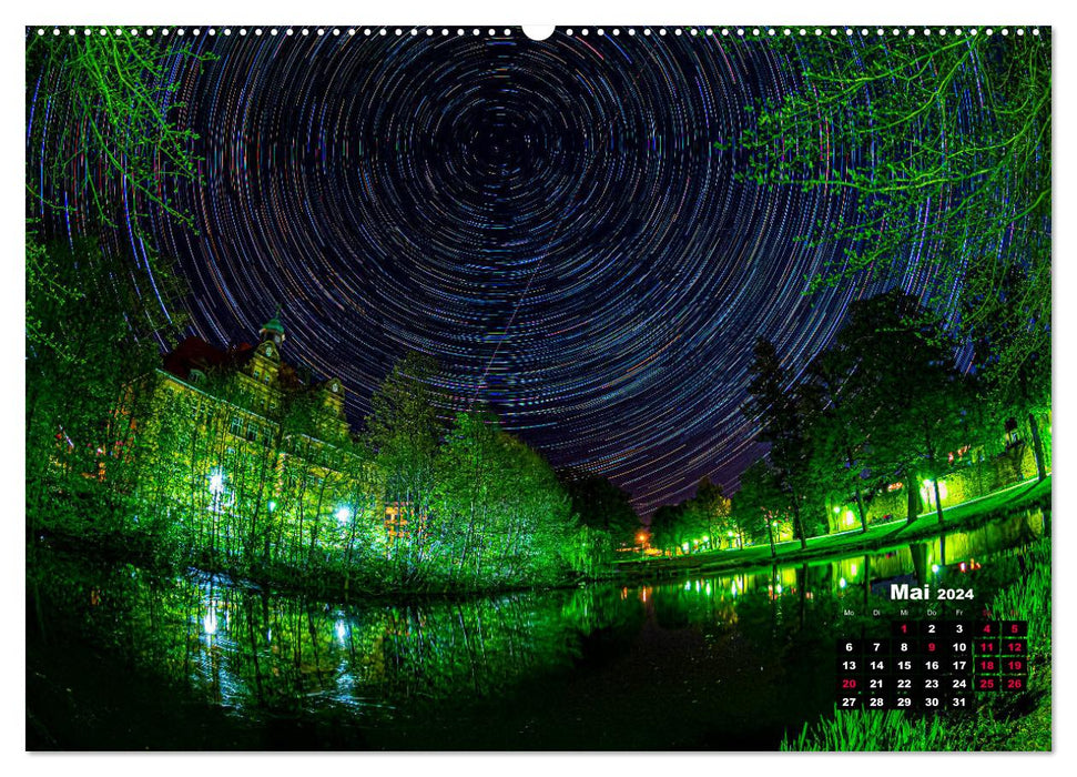 Sternspuren über Bad Hersfeld (CALVENDO Premium Wandkalender 2024)