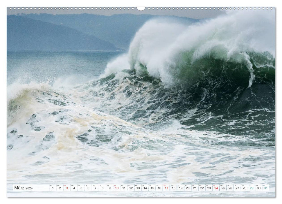 MOUNTAINS OF WATER - The giant waves of Nazaré (CALVENDO Premium Wall Calendar 2024) 