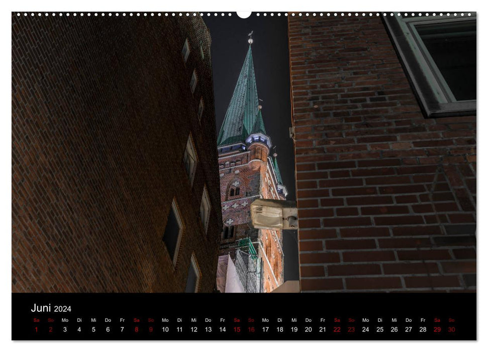 Eine Nacht in Lübeck (CALVENDO Premium Wandkalender 2024)