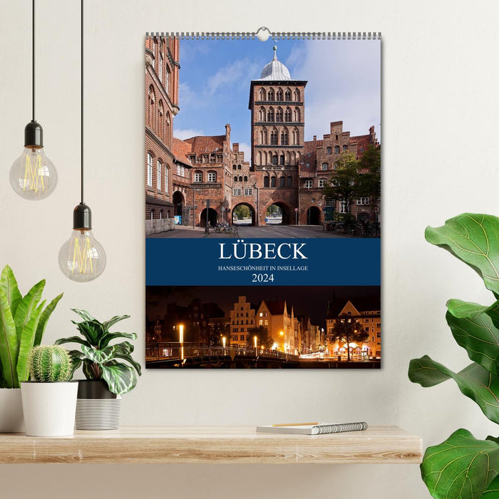Lübeck - Hanseschönheit in Insellage (CALVENDO Wandkalender 2024)