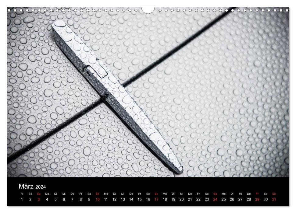 Lamborghini im Regen (CALVENDO Wandkalender 2024)