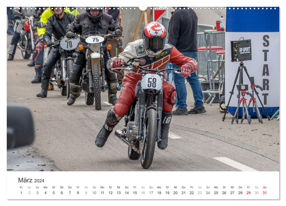 Motorräder am Jochpass (CALVENDO Premium Wandkalender 2024)