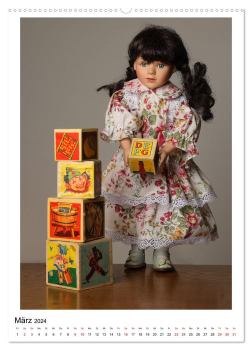 Historical dolls (CALVENDO wall calendar 2024) 