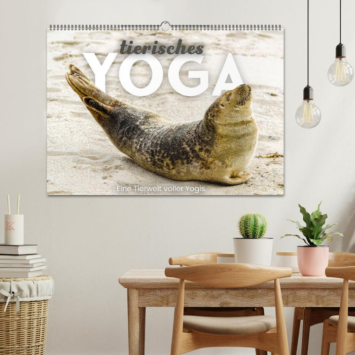 Animal Yoga - Un monde animal plein de yogis. (Calendrier mural CALVENDO 2024) 
