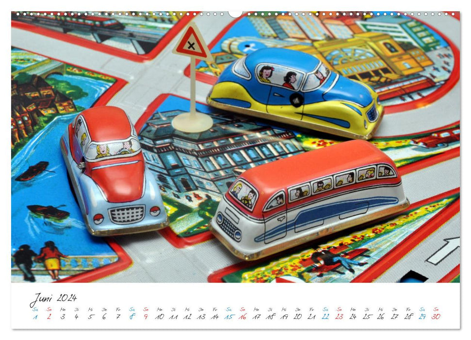 Spielzeugschätze aus unserer Kindheit (CALVENDO Wandkalender 2024)