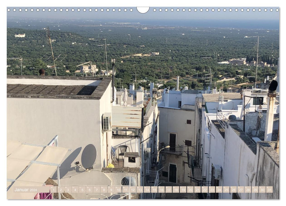 Ostuni - La ville blanche des Pouilles (Calendrier mural CALVENDO 2024) 