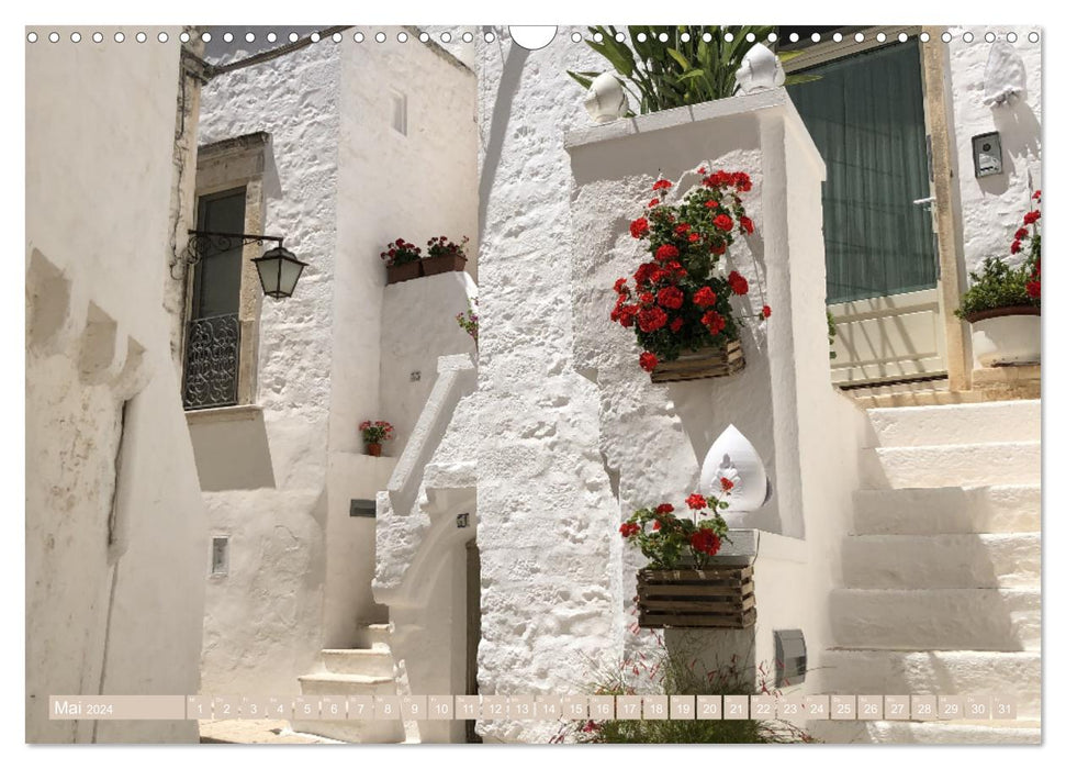 Ostuni - Apulia's white city (CALVENDO wall calendar 2024) 